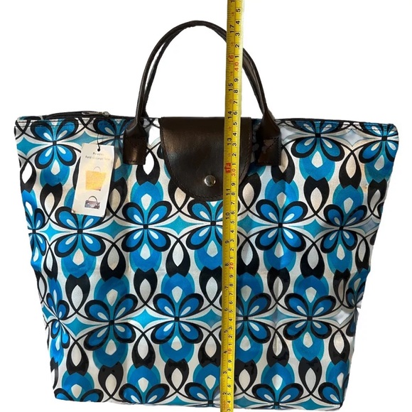 Fold-Up Pliage Large Tote Nylon Bag Geometric Pattern Vibrant Blue - Picture 7 of 8
